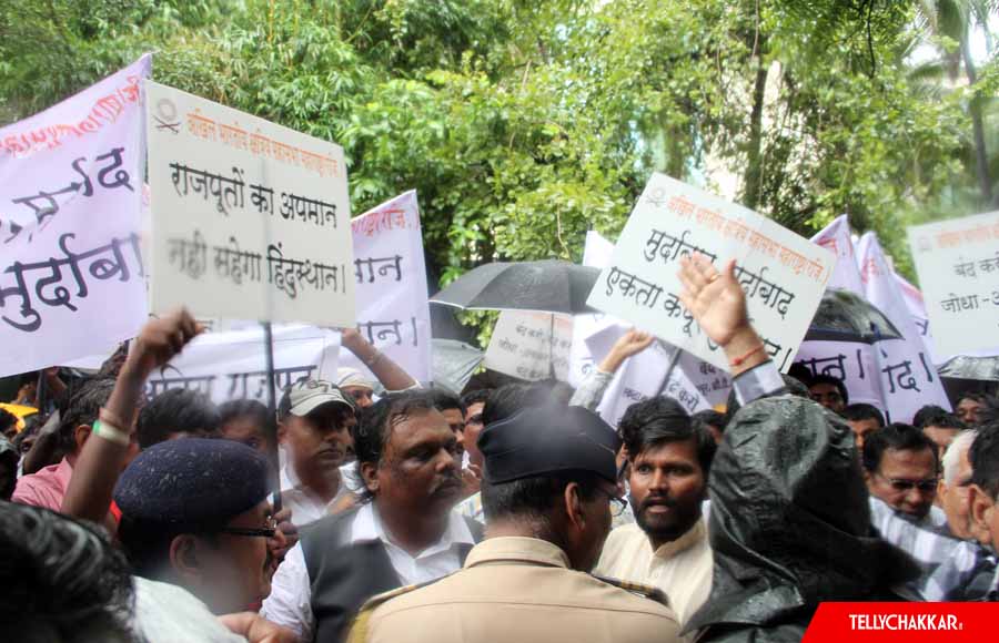 Members of Akhil Bharatiya Kshatriya Mahasabha protest outside Balaji office