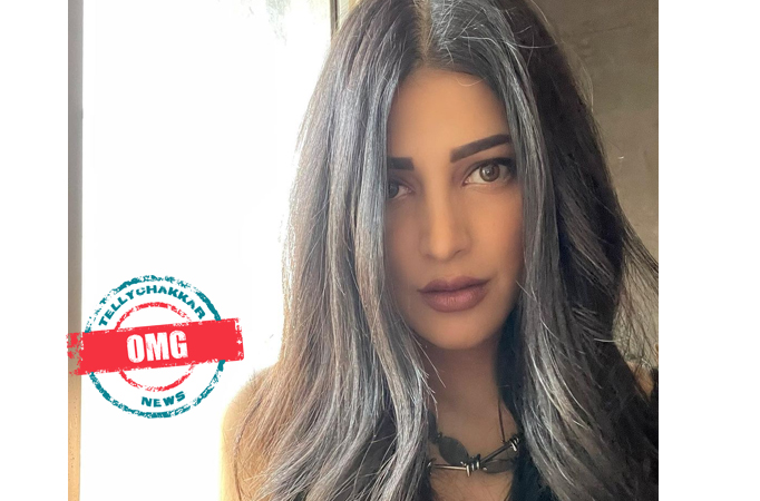OMG! Shruti Haasan gives out her personal phone number