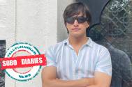 SOBO DIARIES! Mohsin Khan does the most TOURISTY THING while exploring the city; check it out 