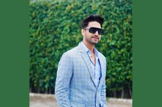 Udaariyaan’s Advait Kapoor aka Rohit Purohit looks dapper in Suits, check out