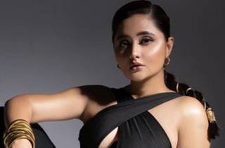 Hot! Check out these sexy looks of Rashami Desai