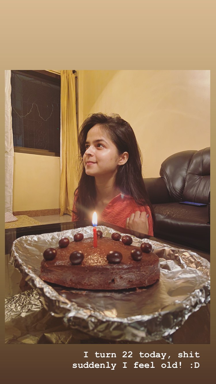 Sara Ali Khan celebrates 28th birthday with friends and family
