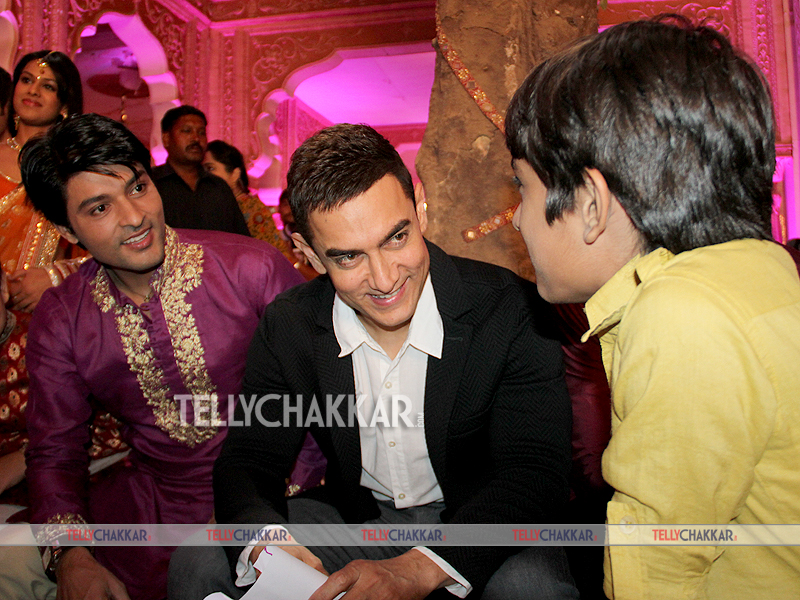 Anas Rashid and Bhavesh with Aamir Khan