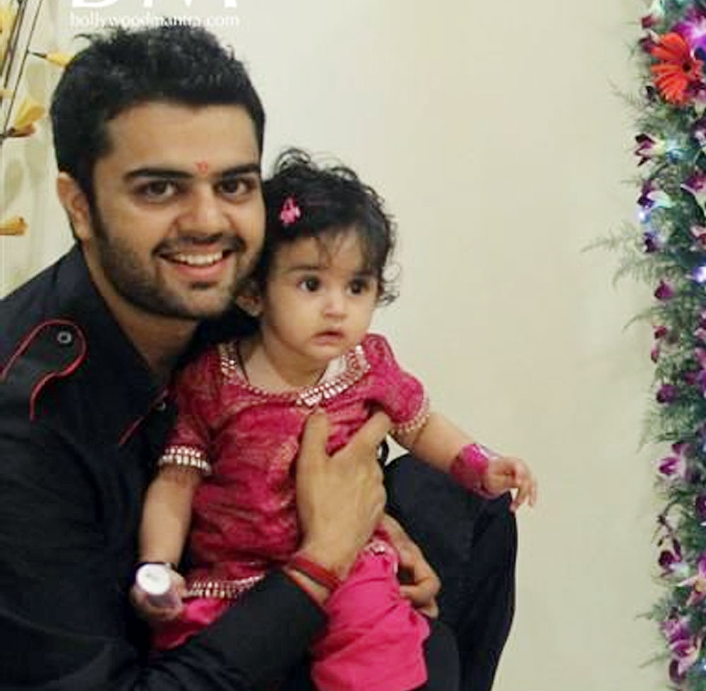 Manish Paul with his daughter Saisha