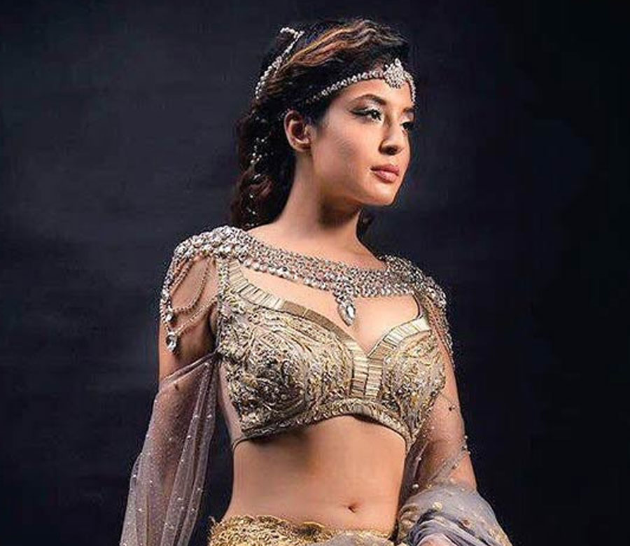 Kritika Kamra in and as Chandrakanta