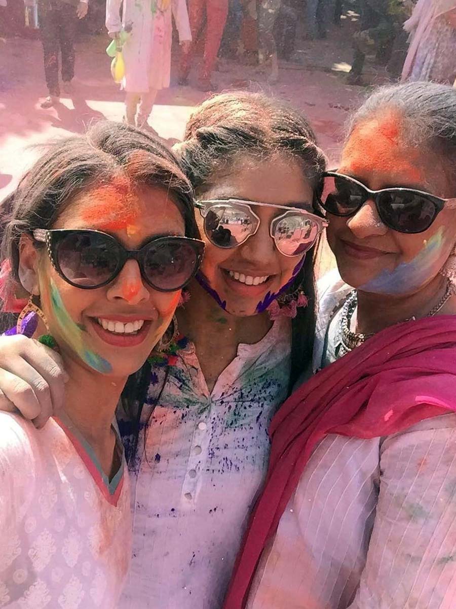 Holi 2015 in Pictures - WSJ