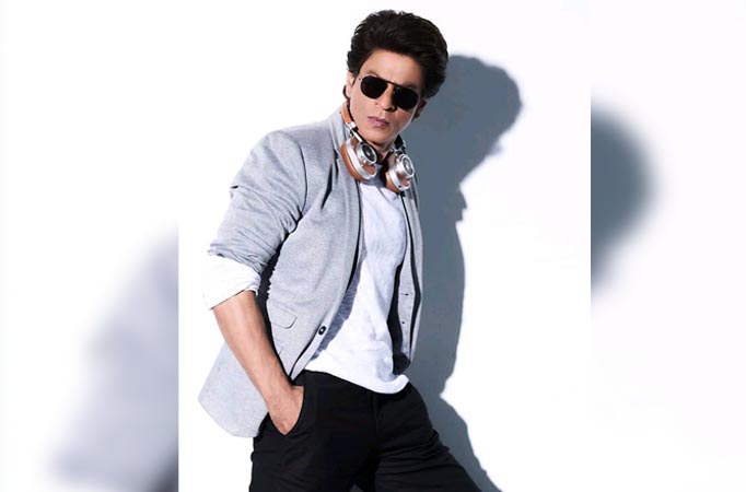 This is how Shah Rukh Khan replied when a fan asked him to burn CDs of RaOne on Dussehra