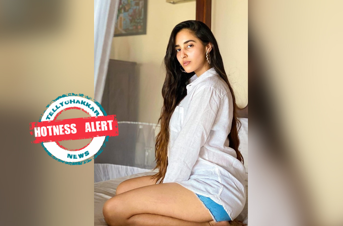 682px x 450px - Hotness alert! Here are the times Gadar 2 actress Simrat Kaur grabbed our  attention with her hot looks