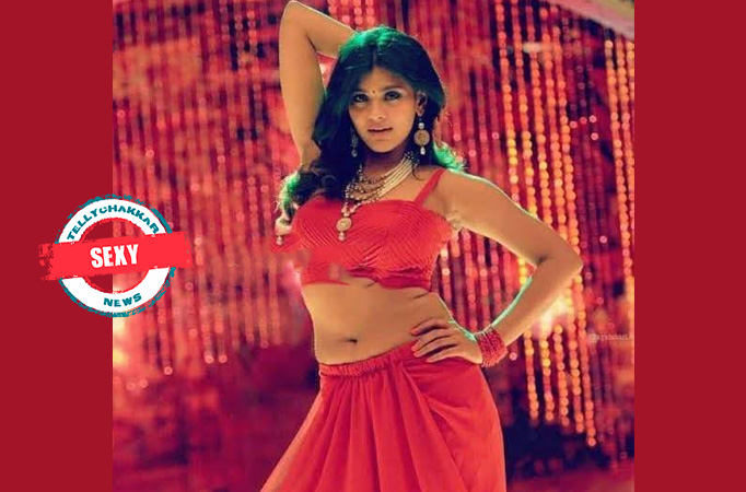 South actress Hebah Patel is too hot to handle in thee pictures 