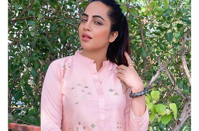 682px x 450px - Bigg Boss 14: 10 times telly fame Arshi Khan landed herself into major  controversies on the show