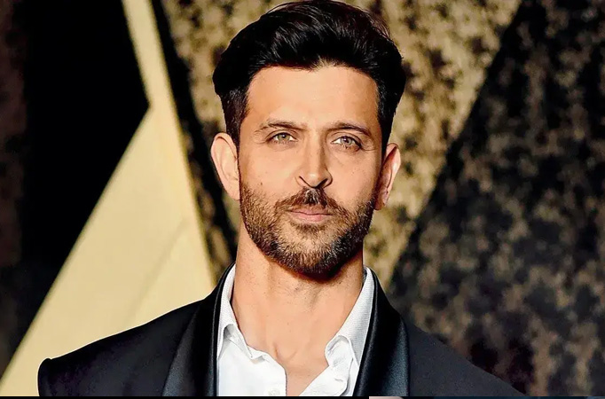 Check out the hot looks of Hrithik Roshan 