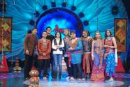 Sunidhi with Amul Star Voice of India contestants