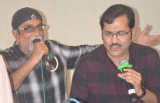 Sudesh Bhosale rehearses for 'Forever Rafi'