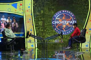 Aaryav Shah from Ahmedabad takes of the ‘host’-seat on Sony Entertainment Television’s 'KBC Juniors' on 'Kaun Banega Crorepati-1
