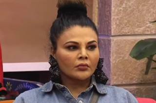Bigg Boss Marathi Season 4: Rakhi Sawant creates havoc in the house gets into a physical fight and breaks things in the house; f