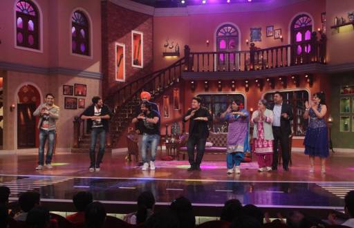  Humshakals Cast on the sets of Comedy Nights With Kapil