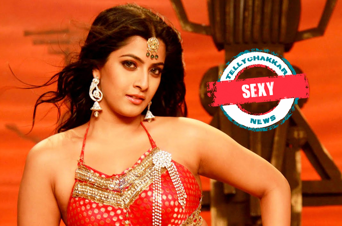 Sarathkumarsex - Sexy! Here are the times actress Varalaxmi Sarathkumar raised temperature  with her hot looks
